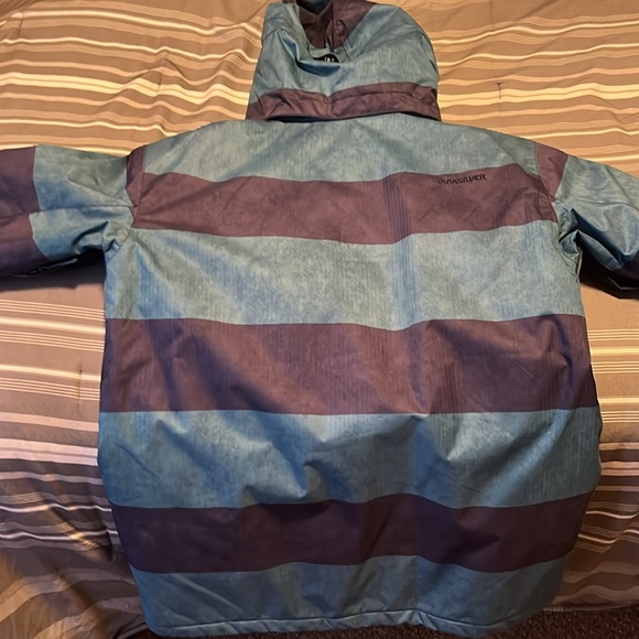 ski jacket - Picture 2 of 5